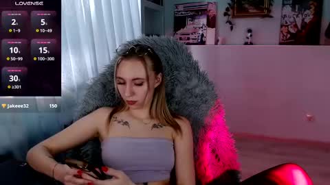 Snapshot of callerbowltim chatting on 02-21-25, 11:01 alextim online show from 02-21-25, 11:01