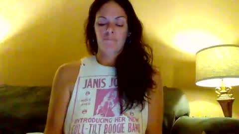 Snapshot of calli_girl420 chatting on 07-09-26, 02:37 Calli online show from 07-09-26, 02:37