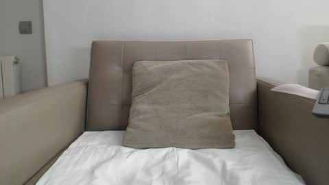 callme_kim online show from 04-16-26, 09:39