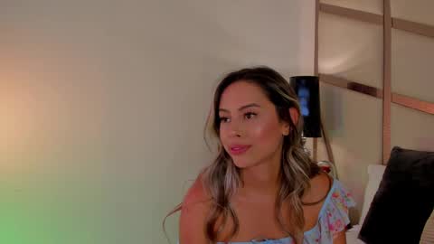 Snapshot of callmeanna_ chatting on 03-07-25, 01:20 Anna Banana online show from 03-07-25, 01:20