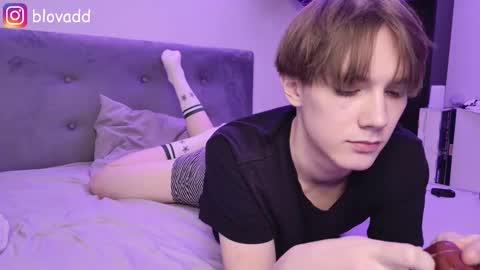 Snapshot of callmenineoneseven chatting on 12-20-25, 05:14 Nick online show from 12-20-25, 05:14