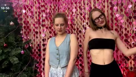 Snapshot of callmerin_ chatting on 02-16-26, 06:37 Lumi and Rina online show from 02-16-26, 06:37