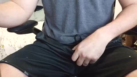 Snapshot of callmeroger33 chatting on 02-06-26, 04:43 callmeroger33 online show from 02-06-26, 04:43