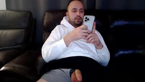 DesertBoy2023 online show from 01-01-25, 09:07