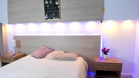 Snapshot of calopezreal_ chatting on 02-26-26, 01:10 calopezreal online show from 02-26-26, 01:10