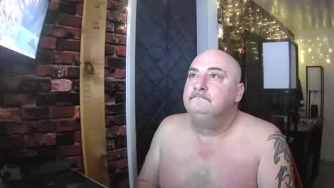 longjohn74 online show from 12-14-25, 10:42