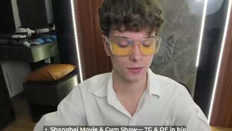 Snapshot of calvin_loves_you chatting on 07-03-26, 03:29 Hey I am Calvin online show from 07-03-26, 03:29