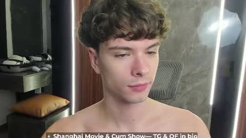 Snapshot of calvin_loves_you chatting on 07-13-26, 04:32 Hey I am Calvin online show from 07-13-26, 04:32