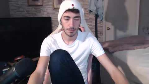 Snapshot of calvin_tanner chatting on 12-17-24, 04:00 calvin_tanner online show from 12-17-24, 04:00