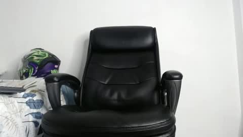 calvinhotlatino online show from 02-26-26, 01:48