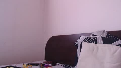 Snapshot of calvinjohnlad chatting on 02-14-25, 02:44 Calvinjohnlad online show from 02-14-25, 02:44