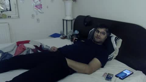 Calvinjohnlad online show from 11-25-25, 06:52