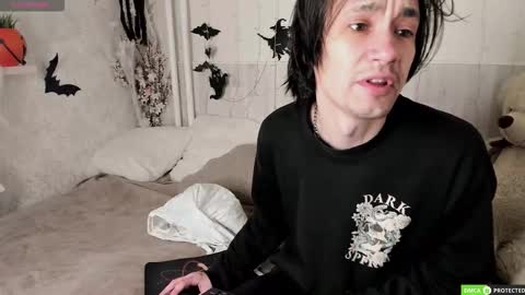 Calvin Owens online show from 10-27-25, 04:16