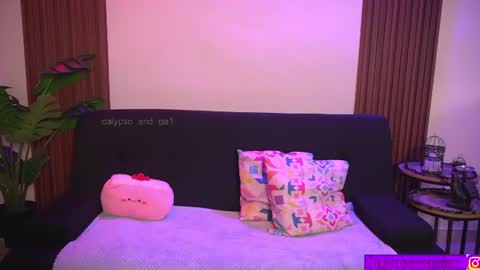 Calypso and Kayla online show from 07-02-26, 03:29