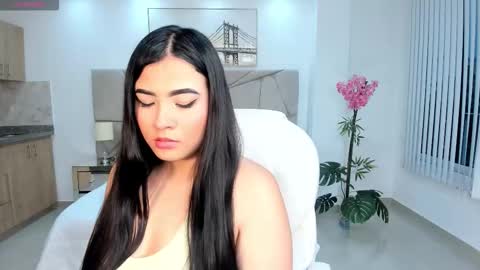 Snapshot of calyptra_lux chatting on 02-26-26, 07:35 Calyptra Lux online show from 02-26-26, 07:35