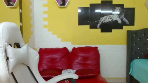 cam_xman online show from 05-23-26, 07:18