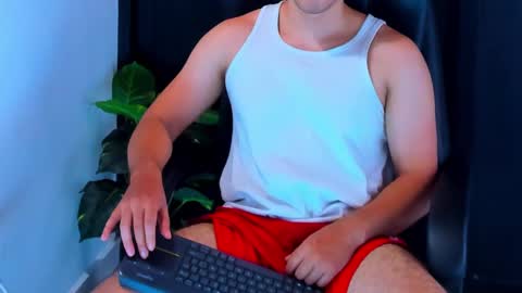 camara110 online show from 12-06-24, 08:07