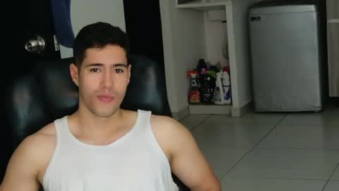 Snapshot of camara110 chatting on 07-15-26, 12:05 camara110 online show from 07-15-26, 12:05