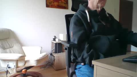 camcologne online show from 02-07-25, 10:19