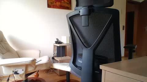 camcologne online show from 09-10-25, 09:09