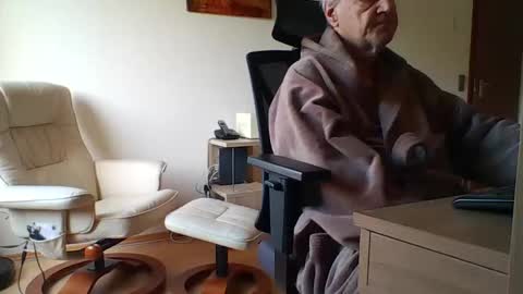 camcologne online show from 11-04-25, 10:36