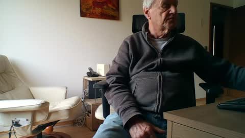 camcologne online show from 04-03-26, 10:02