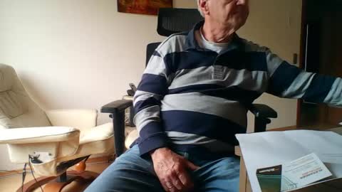 camcologne online show from 04-13-26, 11:48