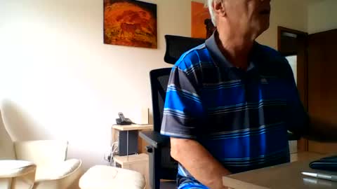 Snapshot of camcologne chatting on 07-20-26, 10:39 camcologne online show from 07-20-26, 10:39