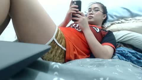 camela_star online show from 11-27-25, 09:55