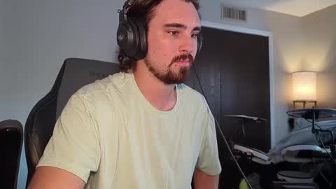 Snapshot of cameron_camming chatting on 10-15-25, 07:47 Cameron online show from 10-15-25, 07:47