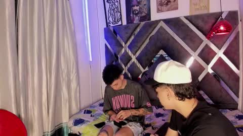 Snapshot of cameron_lux4 chatting on 12-14-25, 12:21 CAMERON online show from 12-14-25, 12:21