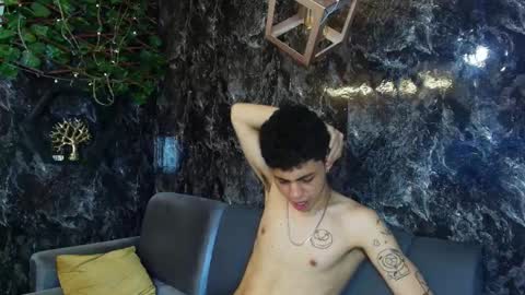 Snapshot of cameron_lux4 chatting on 01-07-26, 04:09 CAMERON online show from 01-07-26, 04:09