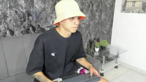 CAMERON online show from 07-12-26, 12:34