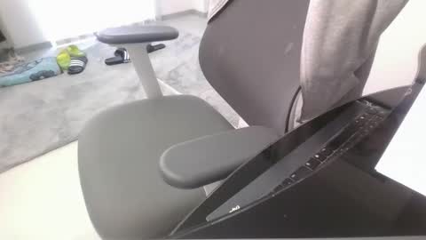 Snapshot of camfun_27 chatting on 01-14-26, 10:10 camfun_27 online show from 01-14-26, 10:10