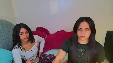 Snapshot of cami_bunnygirlx chatting on 07-15-26, 04:51 CAMI online show from 07-15-26, 04:51