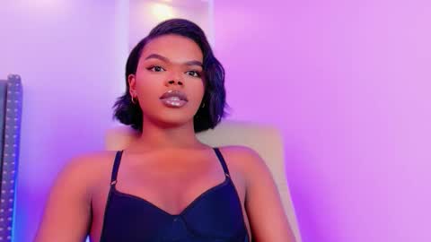 camiestrada online show from 09-16-25, 12:06