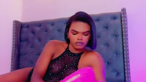 camiestrada online show from 10-01-25, 10:05