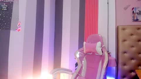 Snapshot of camii_raux chatting on 11-09-25, 03:27 CA M I online show from 11-09-25, 03:27