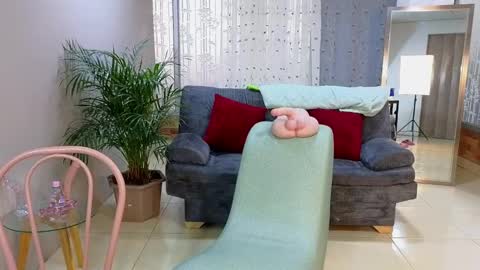 Camil online show from 02-07-25, 01:43