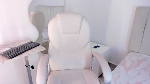 Snapshot of camila_adams chatting on 02-01-25, 10:13 Cami online show from 02-01-25, 10:13