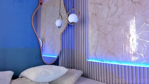 Cami online show from 11-11-25, 11:43