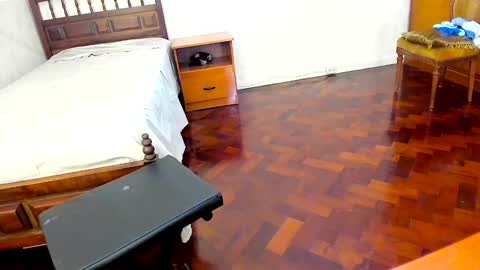 Snapshot of camila_berk chatting on 01-24-25, 12:20 Cami online show from 01-24-25, 12:20