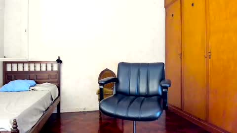 Snapshot of camila_berk chatting on 01-29-25, 10:11 Cami online show from 01-29-25, 10:11