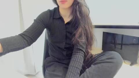 Snapshot of camila_berk chatting on 10-23-25, 04:56 Cami online show from 10-23-25, 04:56