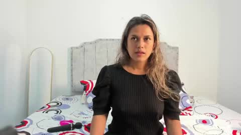 Snapshot of camila_borbon_ chatting on 05-11-26, 02:45 online show from 05-11-26, 02:45
