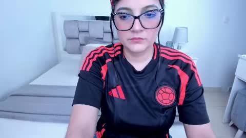 Snapshot of camila_buitrago chatting on 07-03-26, 09:10 Camila buitrago online show from 07-03-26, 09:10