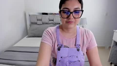 Snapshot of camila_buitrago chatting on 07-14-26, 02:05 Camila buitrago online show from 07-14-26, 02:05