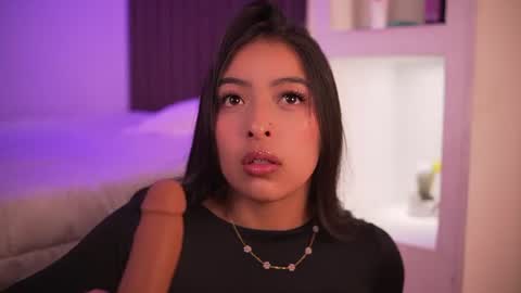 Snapshot of camila_dupont chatting on 07-19-26, 02:48 Camila online show from 07-19-26, 02:48