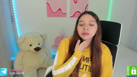 Snapshot of camila_ec2 chatting on 01-09-25, 11:56 C A M I online show from 01-09-25, 11:56