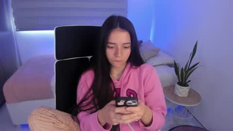 Snapshot of camila_ec2 chatting on 04-04-26, 04:04 C A M I online show from 04-04-26, 04:04